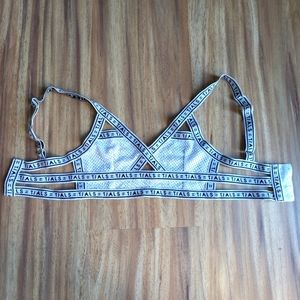 Essentials bra top